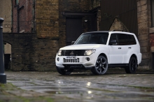 Mitsubishi Shogun Black - UK Version 2012 20